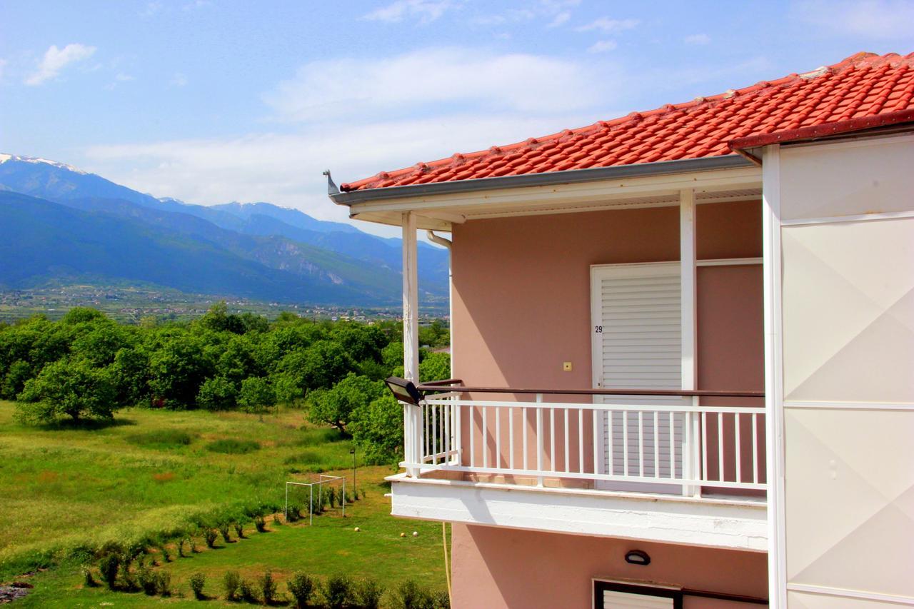 Hotel Geromichalos Paralía Skotínis Екстериор снимка