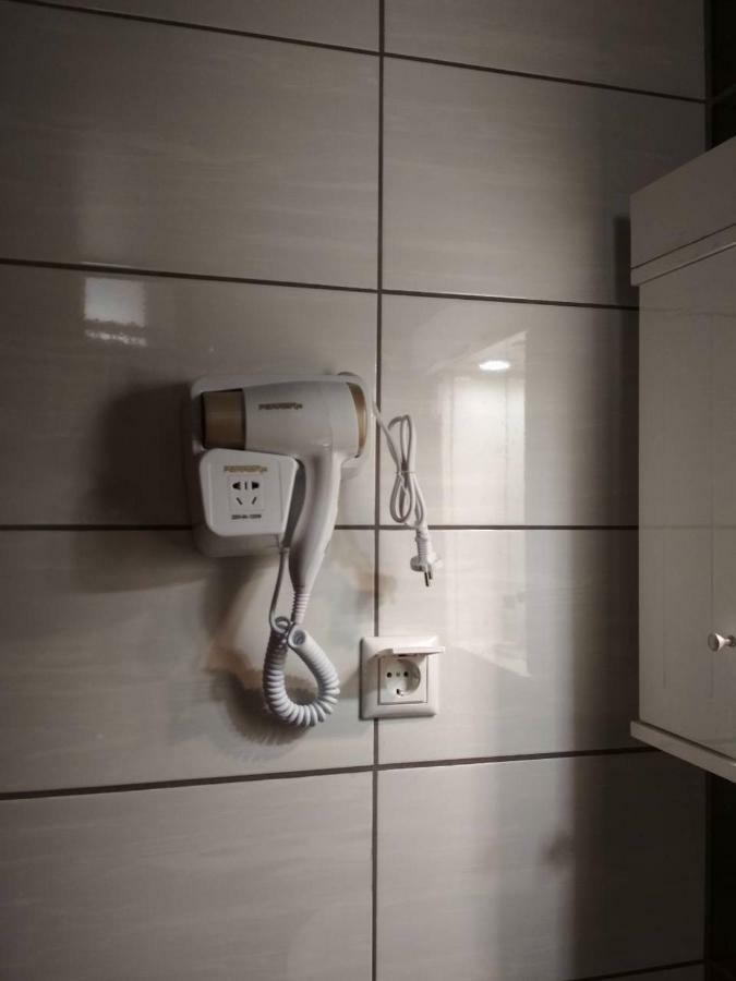 Hotel Geromichalos Paralía Skotínis Екстериор снимка
